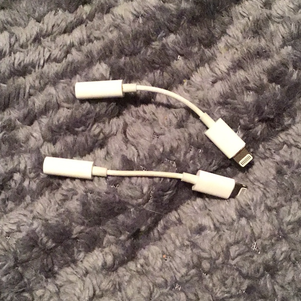 Apple iPhone Earbud Cord